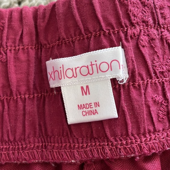 Red Linen Shorts - Picture 2 of 2